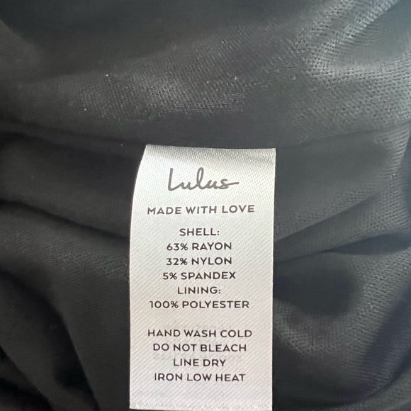 Lulu’s Black Bodycon Dress Size Small NWT - Picture 4 of 5